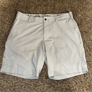 Callaway Men's Light Gray Flat Front Shorts